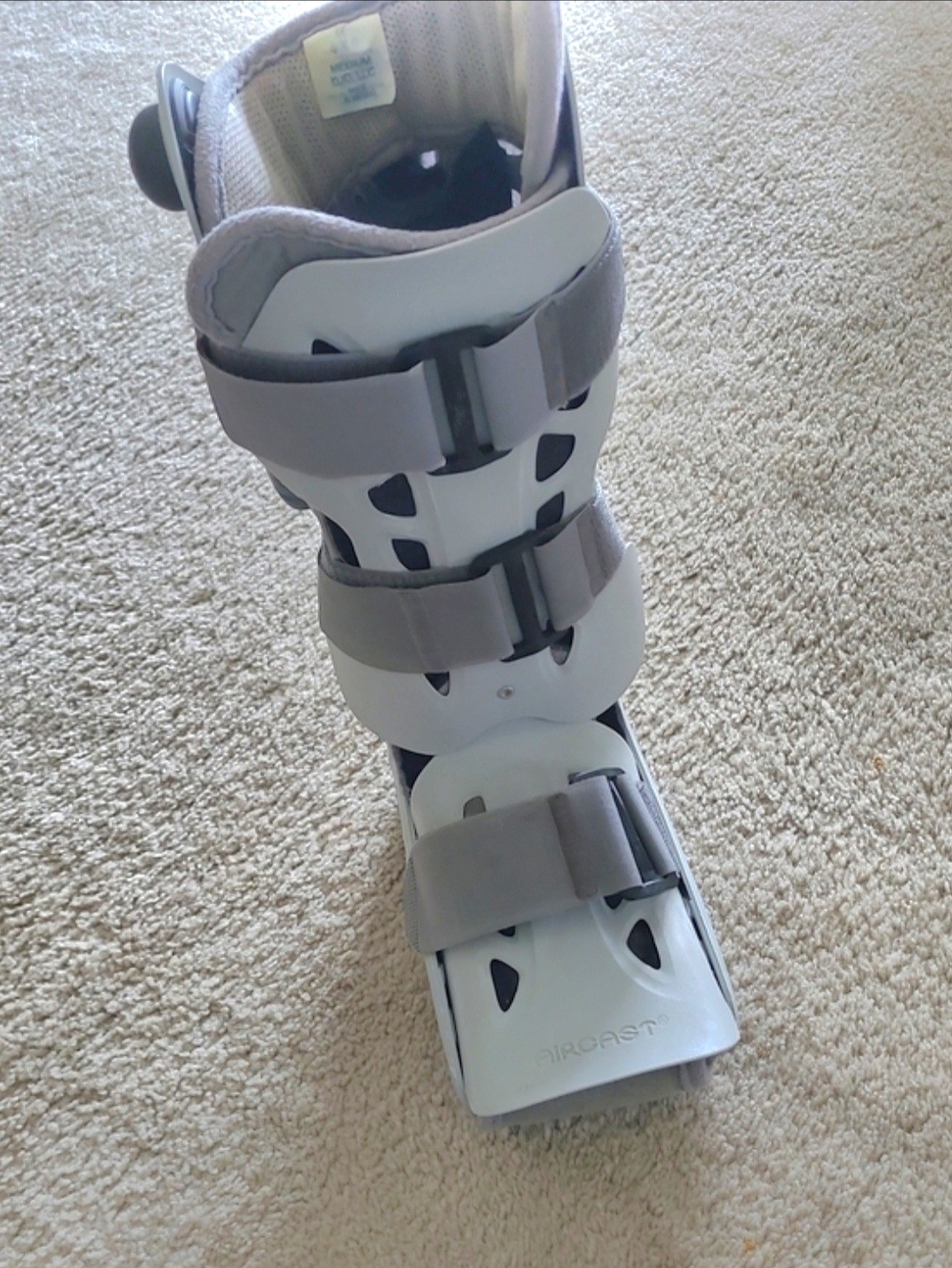 Aircast Medical Walking Boot with Adjustable Straps-Tall